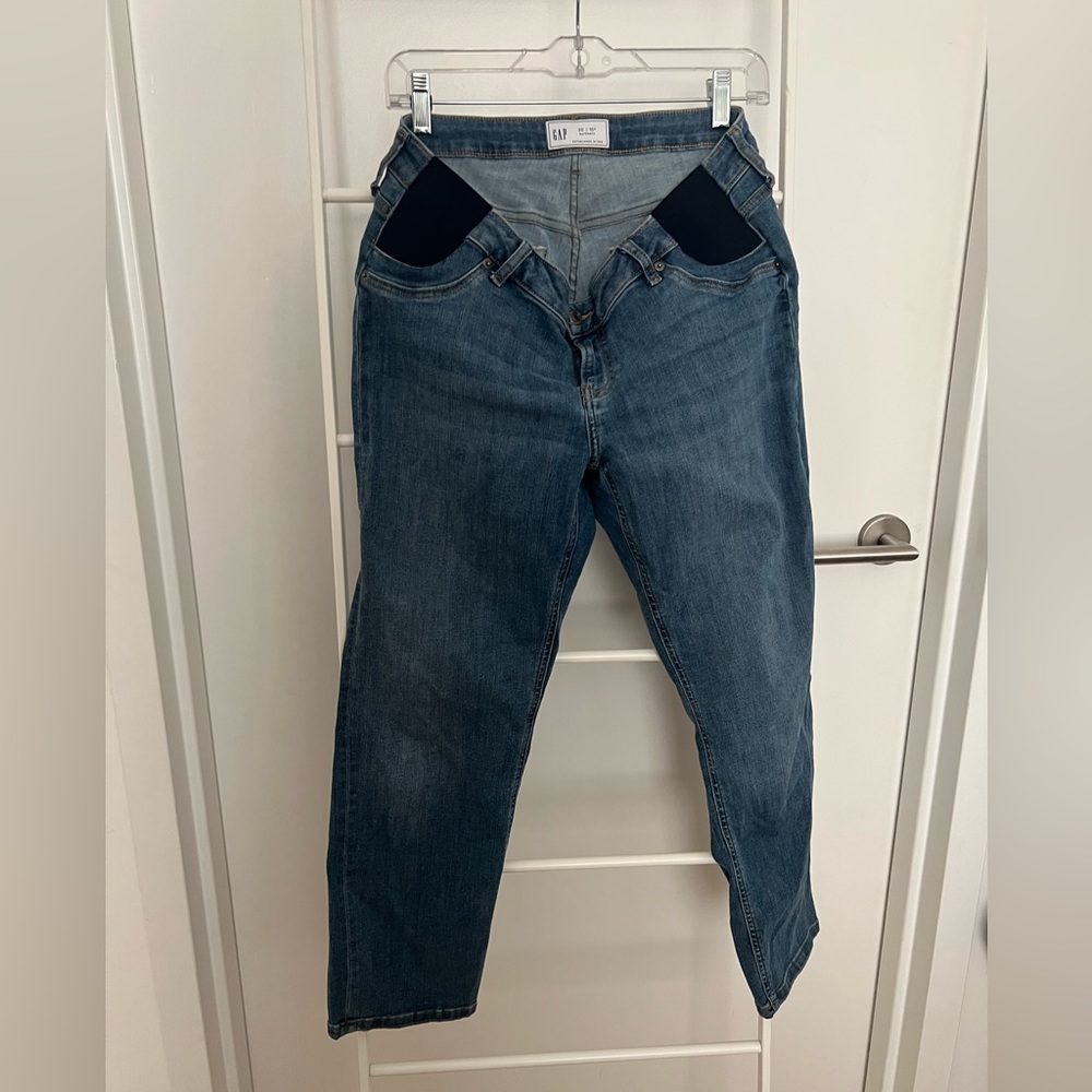 Gap Maternity Inset Panel Cheeky Straight Jeans with Washwell